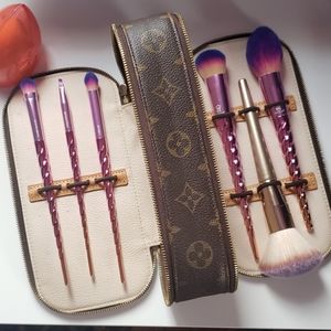 Louis Vuitton GM Trousse Blush Pouch! Authentic!